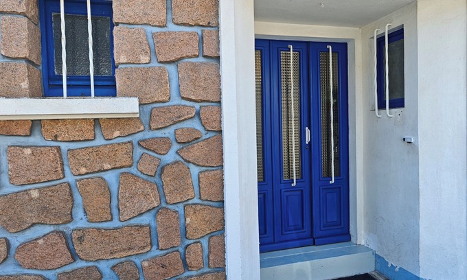 Cholet Maison | Quiet, friendly house 10pers Garden.garage+free parking.close to amenities