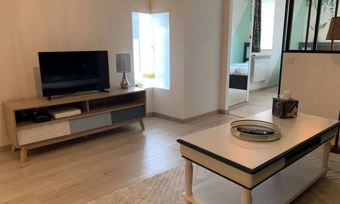 Meung-sur-Loire Appartement | Appartement Calme tout équipé au cœur de Meung/ Loire
