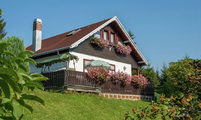 Altenfeld Maison | Quiet holiday home in Altenfeld Thuringia with a large garden