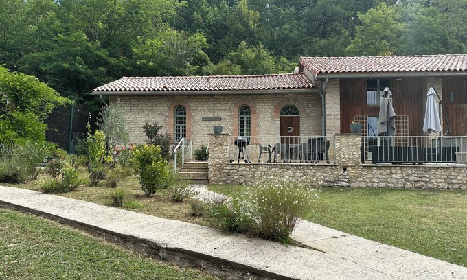 Vazerac Maison | Maison au calme au dessus du lac de Molières dans le tarn et Garonne
