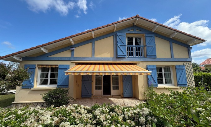 Mont-de-Marsan Maison | Quiet house with spa, barbecue, garden and view of the cycle path
