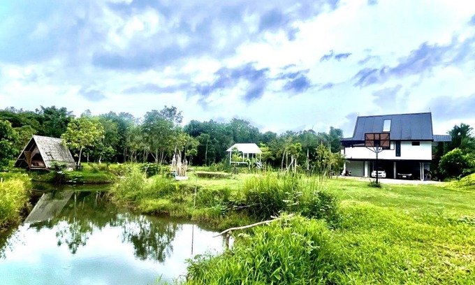 Khuk Khak Beach Appartement | Quiet LakeHouse Appartement on Memory Beach road