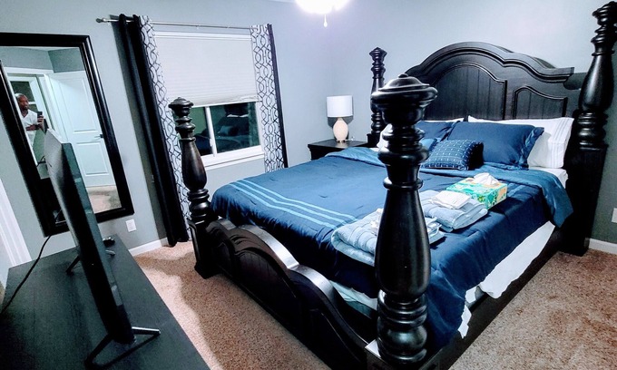 Chalco Maison | Quiet neighborhood Huge king bed