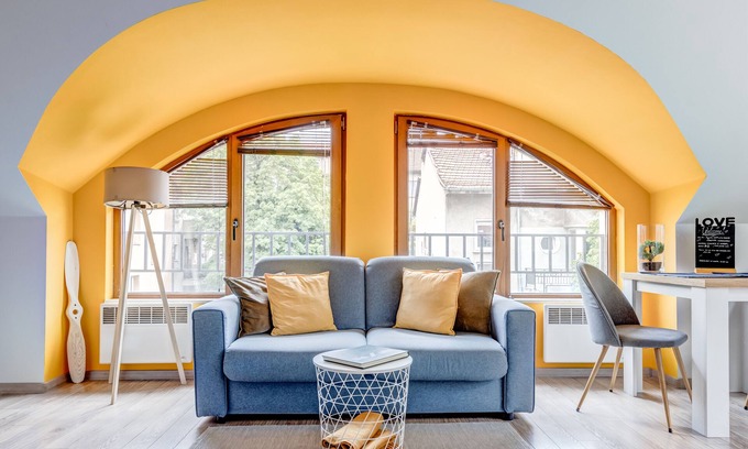 Sofia Appartement | Quiet Park Loft Next to Eagles Bridge