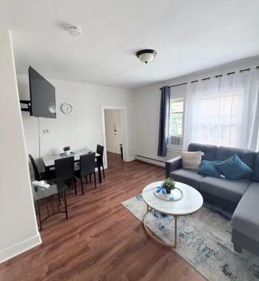 Fall River Maison | Quiet private room