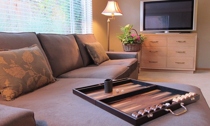 Wallingford Appartement | Quiet residential Wallingford Neighborhood Central