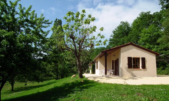 Gavaudun Maison | Maisonnette calme en Village de Vacances **** piscine, tennis, bar, activités