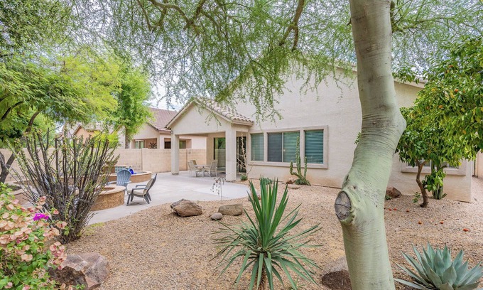 Sonoran Foothills Maison | Quiet Sonoran Foothills: Pet-Friendly, Basketball, Pickleball, Pool & Sleeps 8