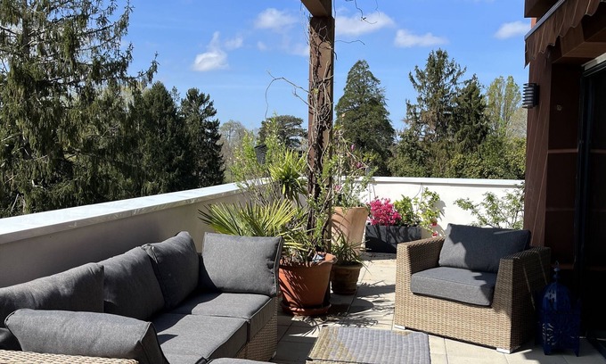 Bayonne Appartement | Appartement terrasse au calme dans un ecrin de verdure.