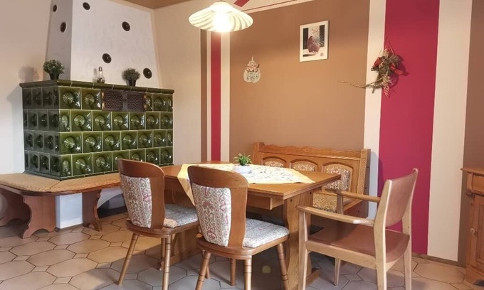Thanstein Appartement | Quiet vacation apartment (100 sqm) with sunny terrace