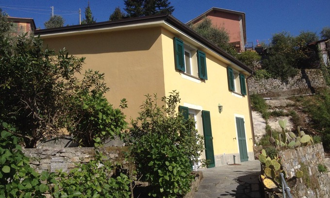 San Lorenzo della Costa Maison | Au calme avec vue sur le golfe du Tigulio et Santa Margherita Ligure.