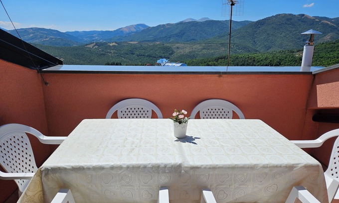 Moliterno Appartement | Quiete del Sirino - Self-contained apartment complete with everything, for groups/families