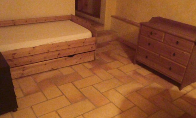Farges Appartement | Studio meublé au calme