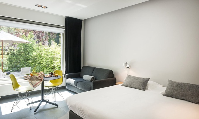 Ghent Copropriété | Situé au calme chambre de luxe appartement au rez-de-chaussée avec jardin et parking privé gratuit
