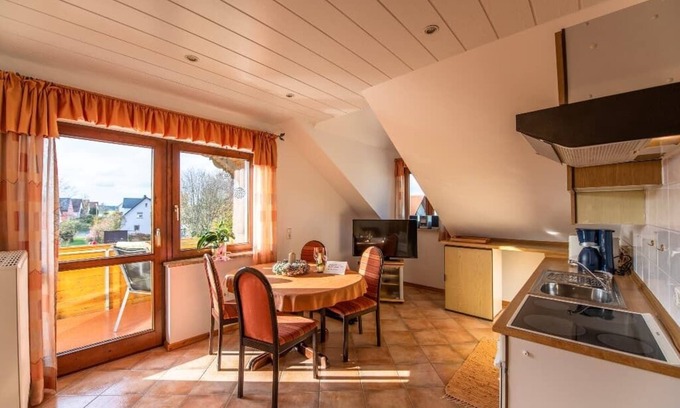 Moosbach Appartement | Quietly located vacation apartment for 2 people with south-facing balcony