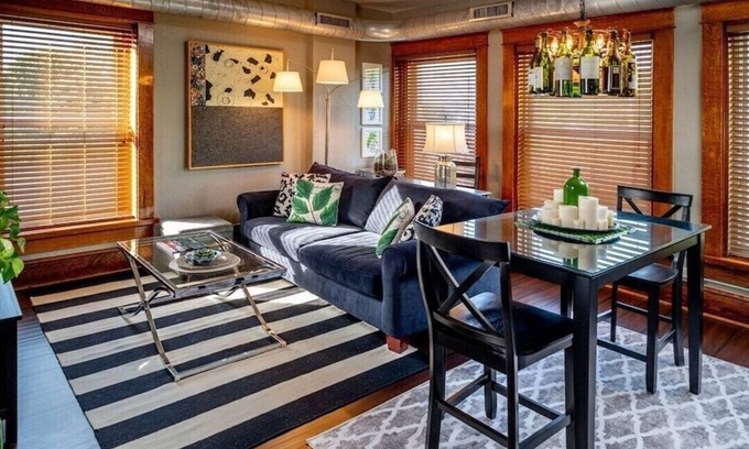 Fayetteville Appartement | Opulent Loft au centre-ville de Fayetteville - Quinnimont à Lafayette Flat
