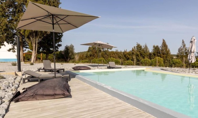 Sao Martinho Maison | Quinta de Santa Emilia 2 by Interhome