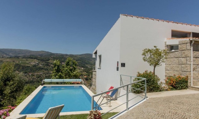 Resende Maison | Quinta dos Monteiros - DAHOME