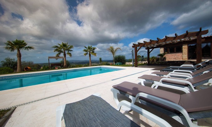 Ansiao Maison | Quinta dos Silvas - Holiday home with heated pool and orchard
