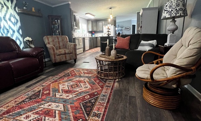 Duncanville Maison | Quite place yet close enough to the U of A & all the attractions in Tuscaloosa