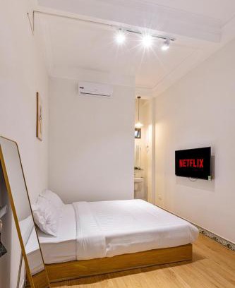 Hang Bo Maison | Quite Room In Old Quarter with Netflix and Free Laundry 4thFloor