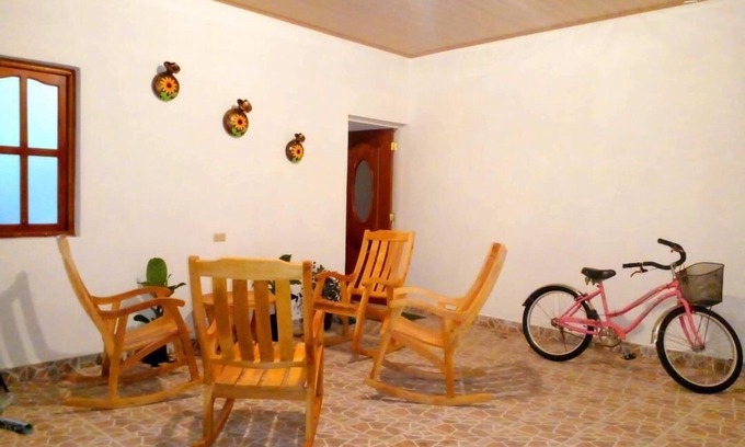 Granada Maison | Quite, Safe and 3rd floor lookout on lake Granada