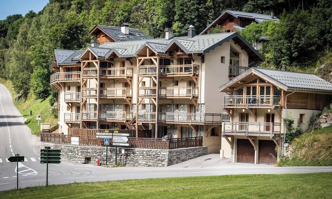 Nancroit Maison | Résidence Chalet Les Amis