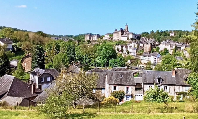 Uzerche Maison | Résidence le 11B