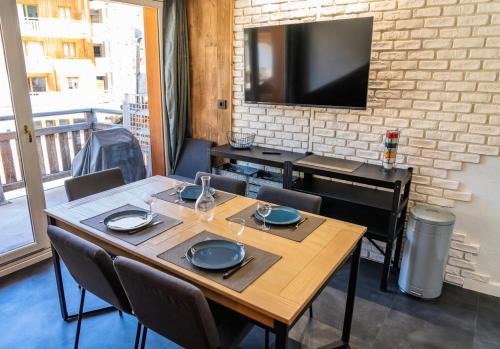 Les Orres Appartement | Résidence Le Parc Des Airelles - Appartement au pied des pistes aux Orres MAE-6744