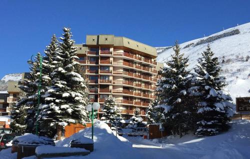 Les Deux Alpes Station Balnéaire | Résidence Meijotel by Leavetown Vacations