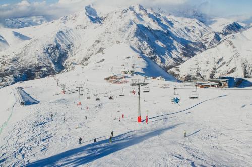 Les Deux Alpes Station Balnéaire | Résidence Viking by Leavetown Vacations