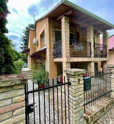 Dombori Maison | Rózsa Apartman Dombori