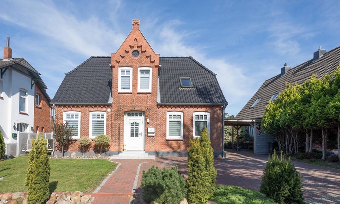 Rodemis Appartement | Römser Stübchen vacation apartment in Husum for up to 2 people