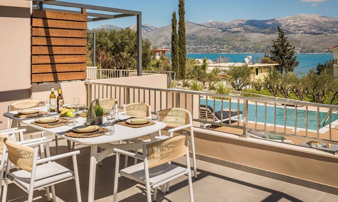 Lixouri Villa | R 1480 Fter K3 Ionian Village Kefalonia