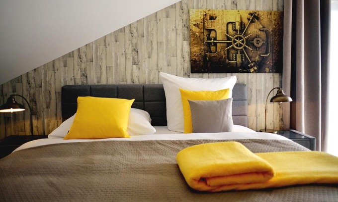 Rust Hôtel | R & J Hotel