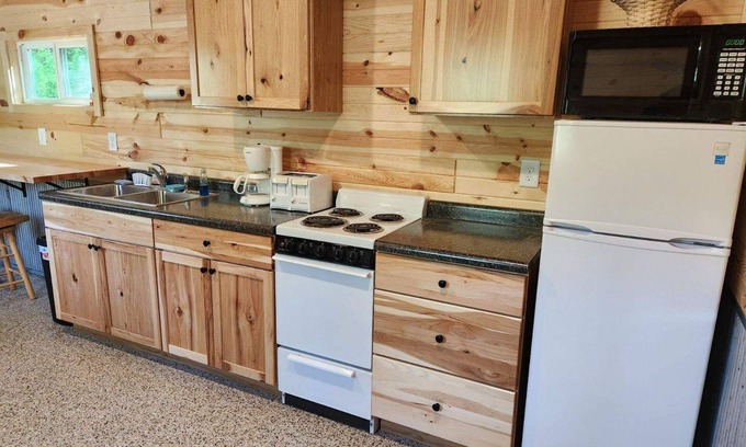 Alma Cabine | R & K Cozy Cabin