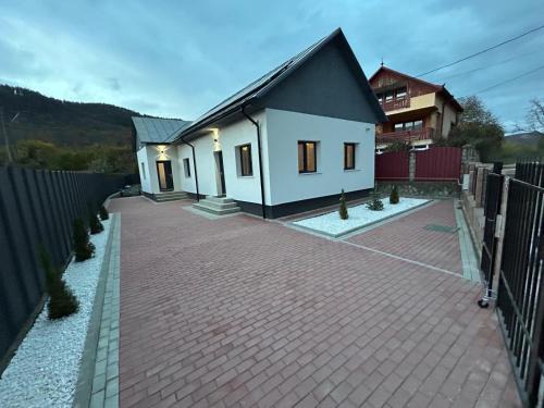 Tirgu Ocna Maison | R & T Apartments