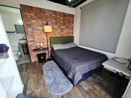 Ciudad Lopez Mateos Maison | R07 ROOM at ITESM CEM Full Services, Shared-Kitchen, Fridge ,Laundry, Smart TV, Parking, Balcony