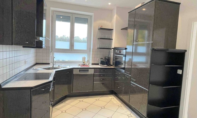 Regensburg Appartement | (R111) Large, modern fitter's apartment/temporary apartment