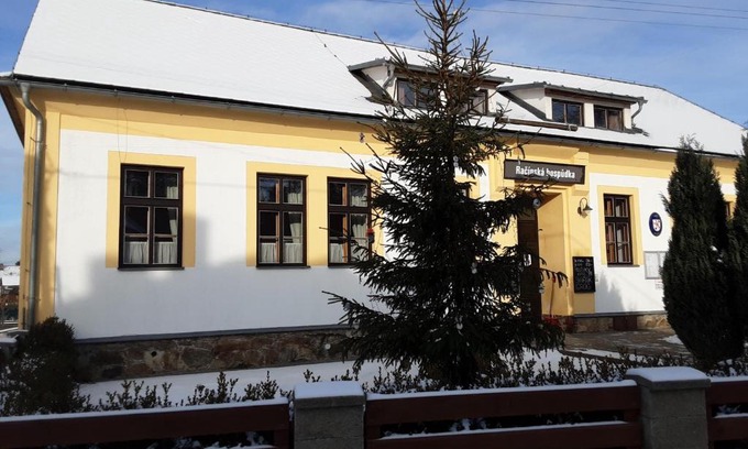 Racin Appartement | Račínská hospůdka