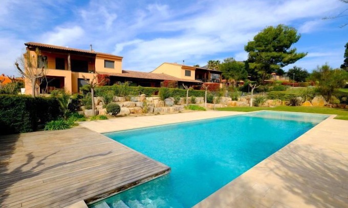Bonmont Terres Noves Appartement | Rabassades by Interhome