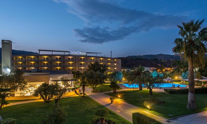 Calalunga-Pietragrande Hôtel | Rada Siri