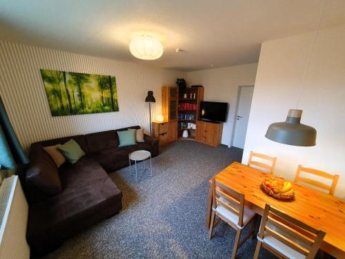 Schwerin Appartement | radfreundliches Wohlfühl-Apartment mit Terrasse und Parkplatz - FeWo Woody