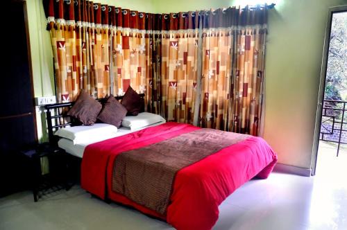 Panhala Fort Hôtel | Radhanand Holiday Home