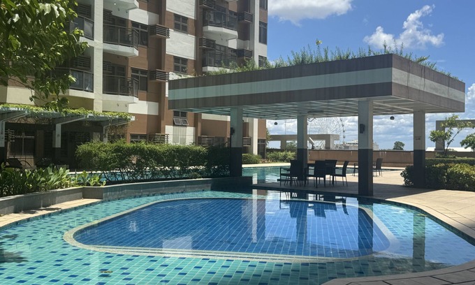 Pasay Copropriété | Radiance Manila bay 2 br & 3 bath