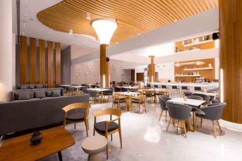 Oroklini Station Balnéaire | Radisson Beach Resort Larnaca