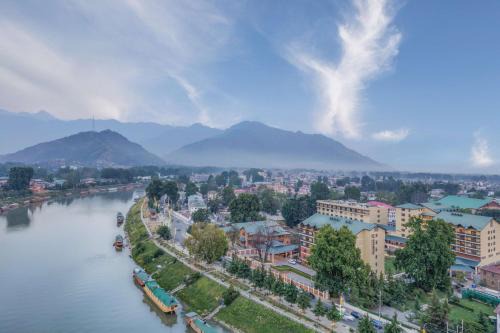 Srinagar Hôtel | Radisson Collection Hotel & Spa, Riverfront Srinagar