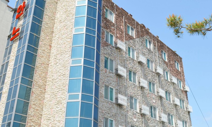 Chungju Hôtel | Raemian