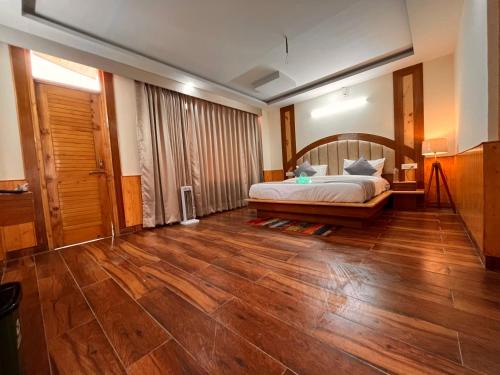 Vanthli Hôtel | Raghav Bro Stays