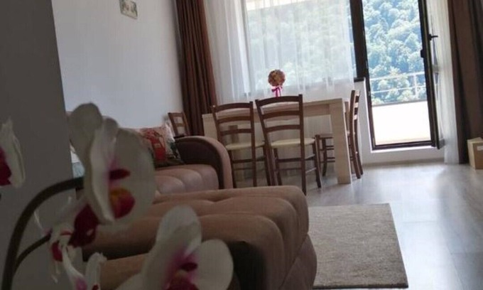 Sinaia Appartement | Appartement RAI avec vue sur la montagne